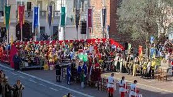 Oleggio Pasqua corsa torta