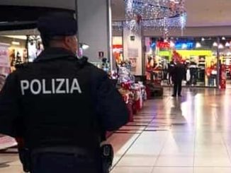 Gallarate furti centri commerciali