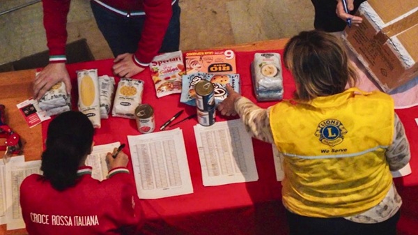 gallarate raccolta alimentare cri