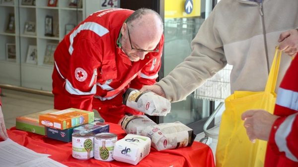 gallarate raccolta alimentare cri