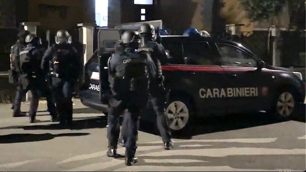 Novara Saronno rete droga