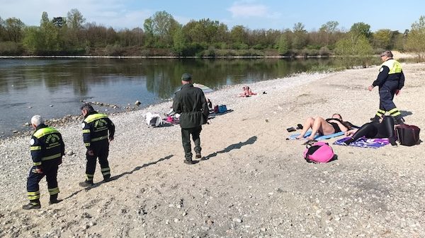 Vizzola ticino controlli spiagge