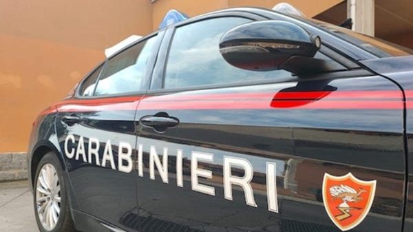 auto carabinieri