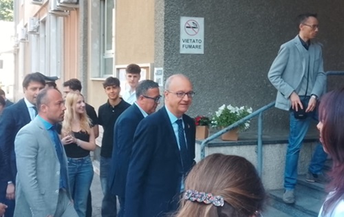 «parabiago valditara liceo cavalleri