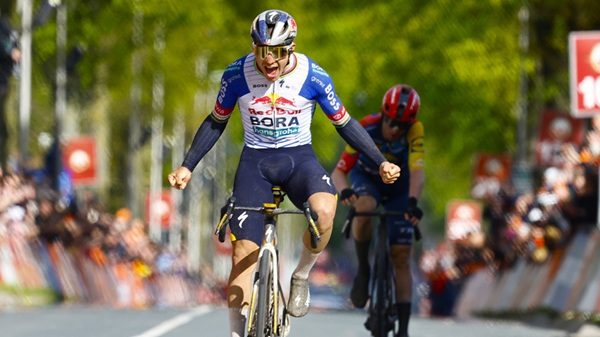 ciclismo evenepoel amstel