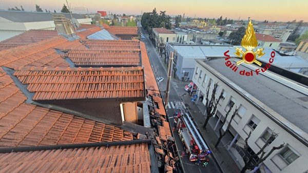 legnano incendio casa inquilini