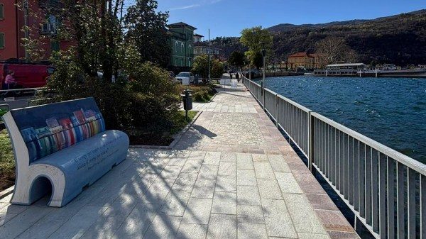 lungolago porto ceresio pavimentazione