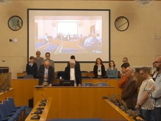 legnano consigliocomunale minuto silenzio albertalli