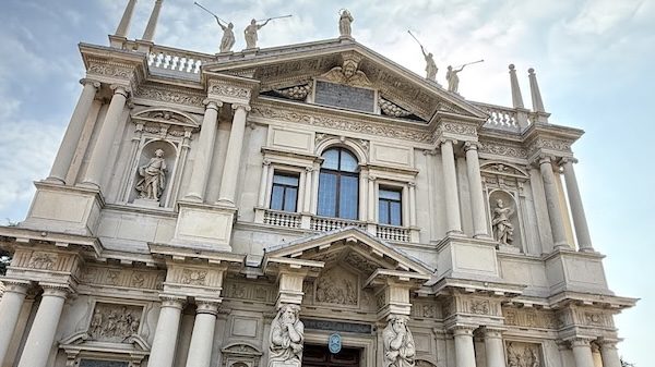 saronno santuario via matris