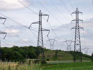 tralicci corrente energia