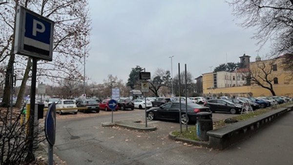 legnano parcheggio viamatteotti