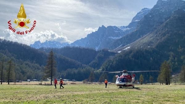 Devero salvataggio escursionisti elicottero