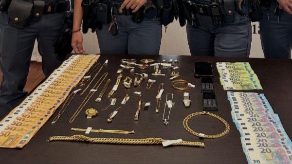 Como truffa anziani arresto