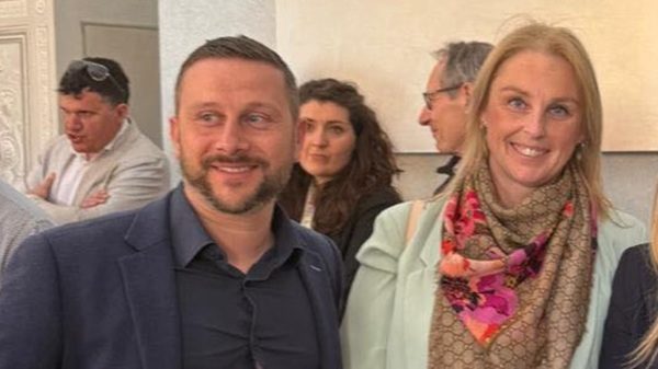 lonate carbone carraro sindaco