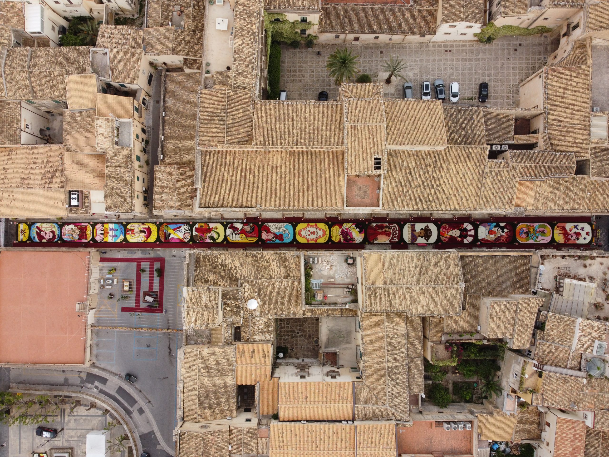 Infiorata di Noto vista dall'alto