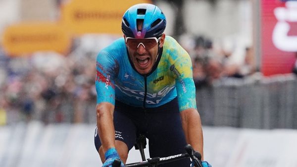 ciclismo giro napoli