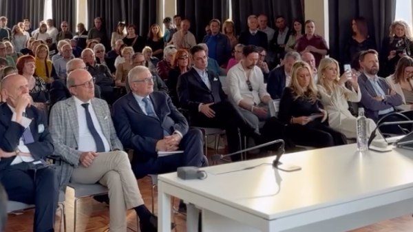 ministro foti pellicini luino