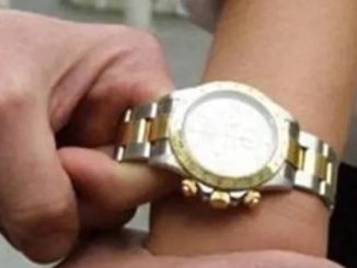 scippo orologio rolex furtocondestrezza