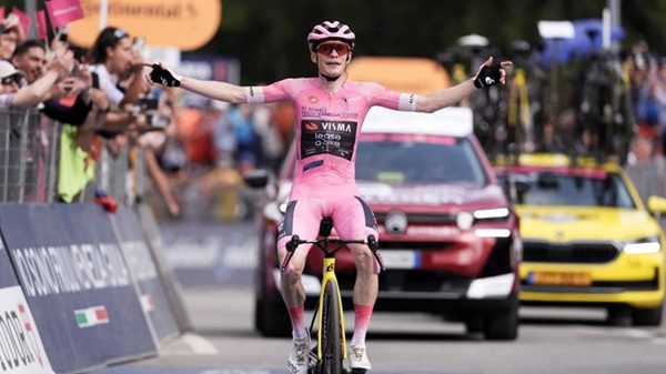 ciclismo giro vingegaard carì