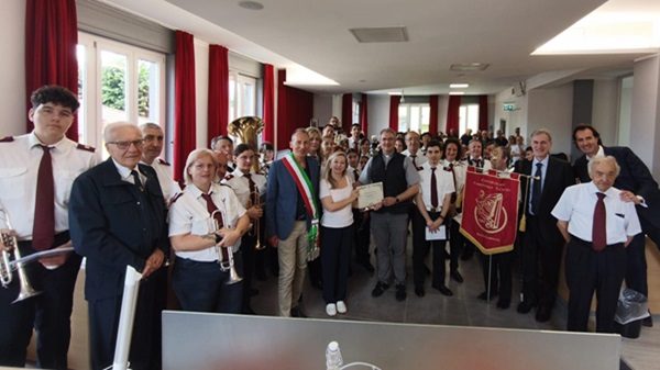 bustogarolfo 2giugno cittadinanza onoraria