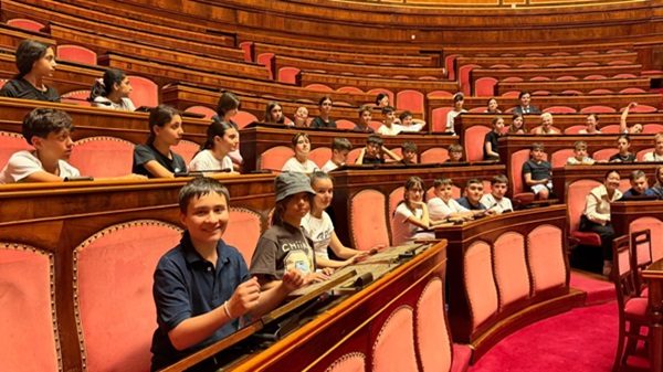 arconate studenti scuola istituzioni senato