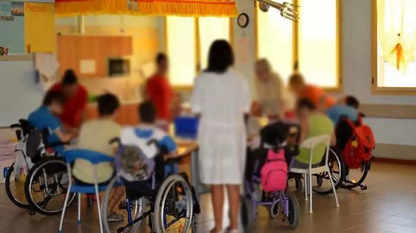 Cassano maltrattamenti centro disabili