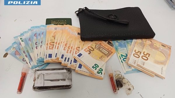 Como marocchino spacciatore arresto