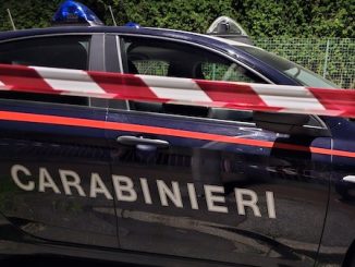 Gallarate lite famiglia pistola carabinieri