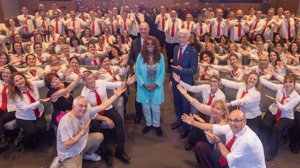 Gloria Gaynor coro divertimento vocale