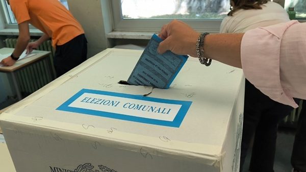 somma lombardo ballottaggio affluenza