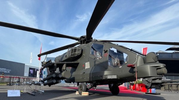 Leonardo elicottero esercito AW249