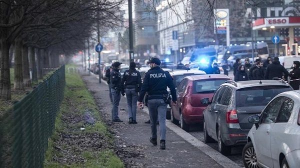 milano polizia rogoredo