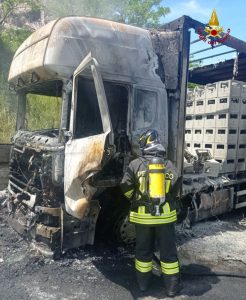 Baveno incendio Tir A26