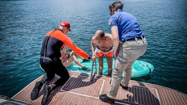 persone recuperate lago ceresio