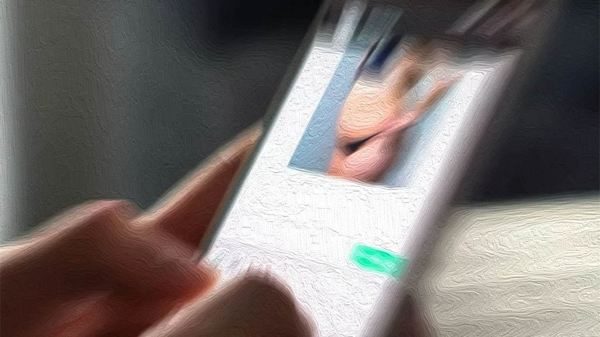 Novara IA revenge porn