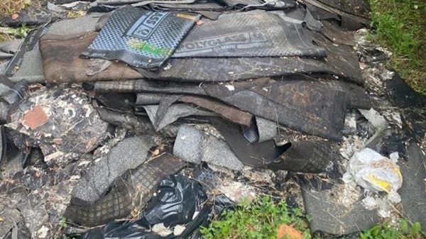 castanoprimo parcoticino rifiuti denuncia