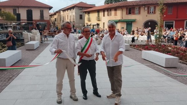 cuggiono piazza inaugurazione