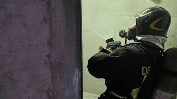 Cassano magnago incendio condominio