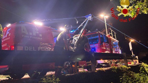 auto scarpata ferita malnate