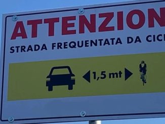 cartello salva ciclisti