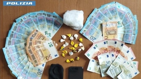 gallarate cocaina spaccio polizia