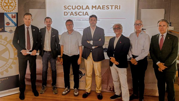 laveno scuola maestri ascia