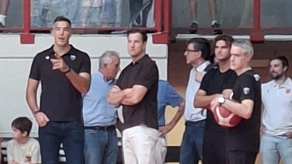 Openjobmetis Varese allenamento squadra