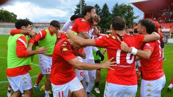 Varese campagna abbonamenti serieD
