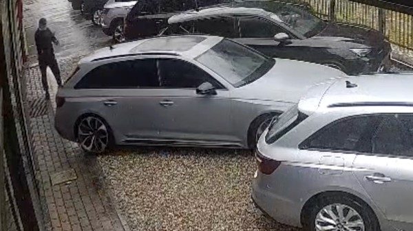 concessionaria ternate rubata audi