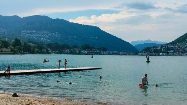 divieto balneazione lavena ponte tresa
