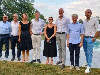europa canottaggio applaude varese