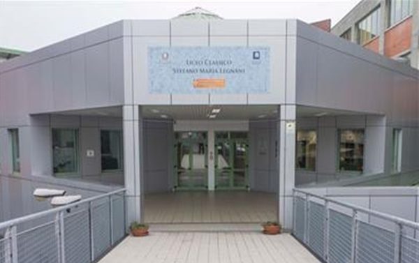 saronno liceo furti
