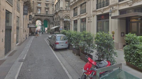 milano furto rolex