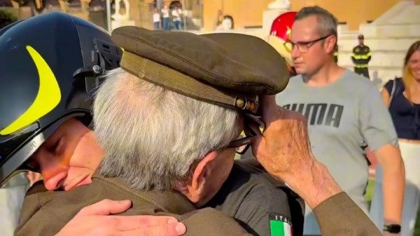 nonno vigile fuoco nipote